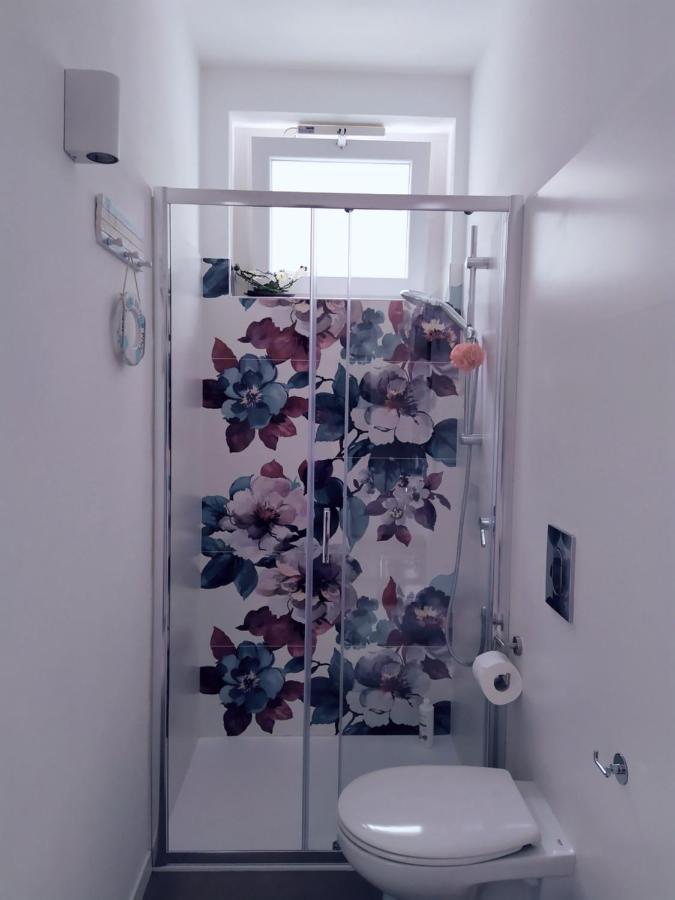 Peonia 2 Posti Wi-Fi Ac Free Park Jacuzzi Bed and Breakfast Porlezza Exteriör bild