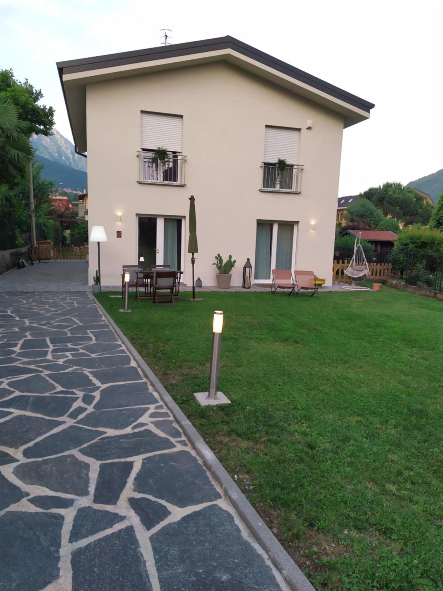 Peonia 2 Posti Wi-Fi Ac Free Park Jacuzzi Bed and Breakfast Porlezza Exteriör bild